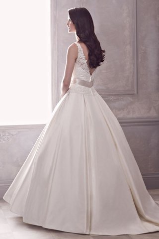 Robe de mariée intemporel luxueux solennel manche nulle avec décoration dentelle