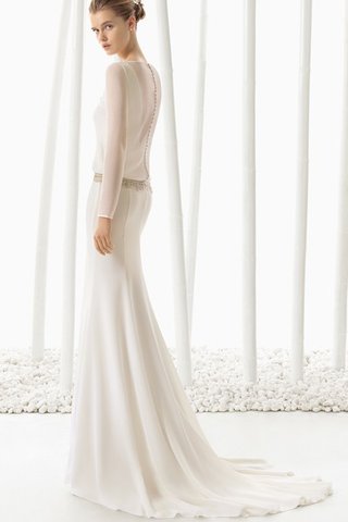 Robe de mariée longue romantique jusqu'au sol de traîne courte avec mousseline