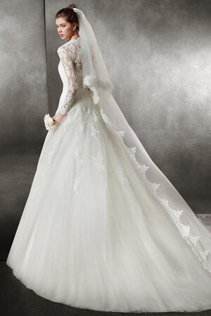 Robe de mariée noble elegante exclusif romantique distinguee