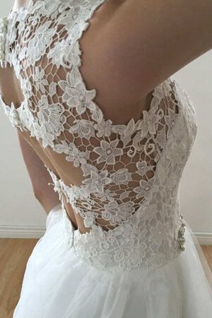 Robe de mariée facile romantique delicat trou serre longueru au niveau de sol