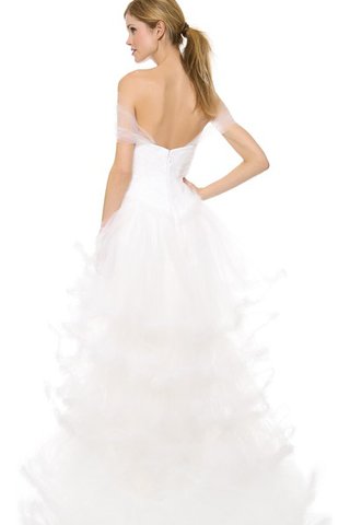 Robe de mariée longue naturel avec manche courte fermeutre eclair de traîne courte