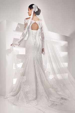 Robe de mariée jusqu'au sol avec lacets de traîne courte collant epaule nue