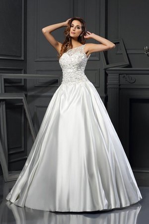 Robe de mariée de mode de bal col u profond appliques en satin de traîne mi-longue