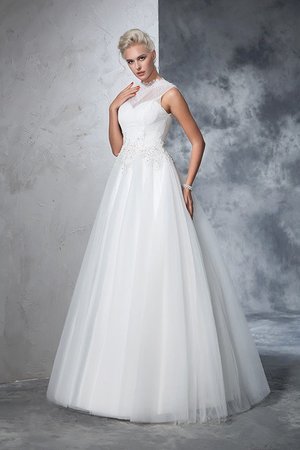 Robe de mariée longue appliques manche nulle elevé longueur au ras du sol