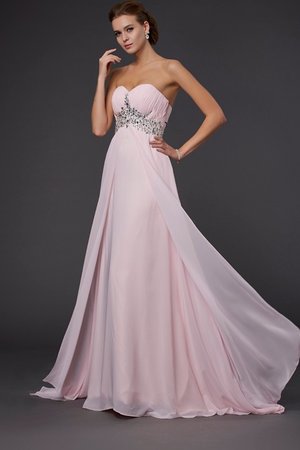 Robe de bal longue jusqu'au sol col en forme de cœur de princesse avec chiffon