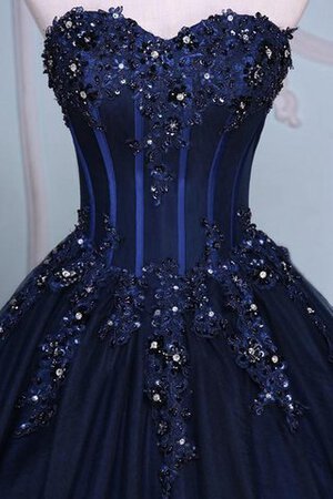 Robe de quinceanera en dentelle manche nulle de col en cœur avec perle avec fleurs