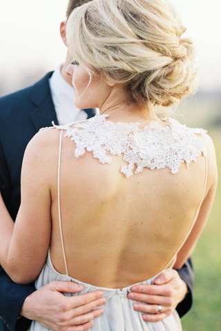 Robe de mariée classique ruché sans dos manche nulle en plage