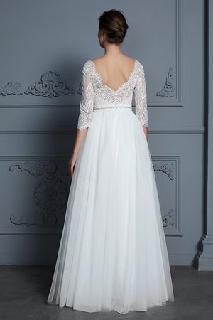 Robe de mariée fait main de princesse en tulle v encolure naturel