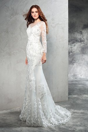 Robe de mariée naturel longue en forme avec manche longue de traîne courte