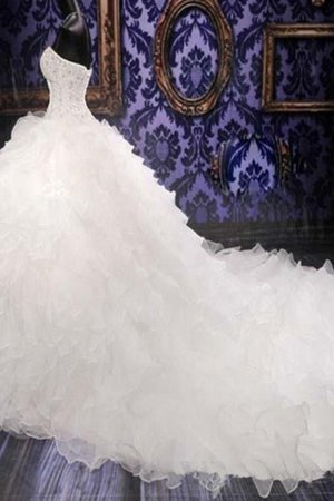 Robe de mariée de col en cœur manche nulle passionnant de mode de bal naturel