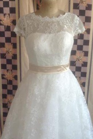 Robe de mariée plissé vintage facile avec décoration dentelle longueur mollet