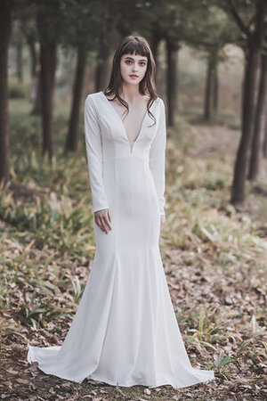 Robe de mariée de traîne courte longueur au ras du sol en satin gracieux nature