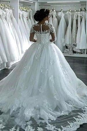 Robe de mariée étourdissant de mode de bal en tulle de col bateau appliques