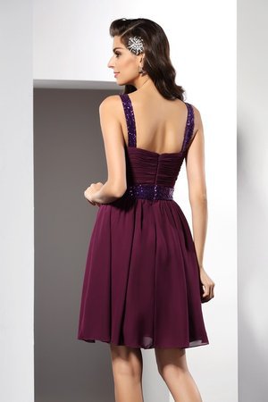 Robe de cocktail naturel bref avec zip ligne a de princesse