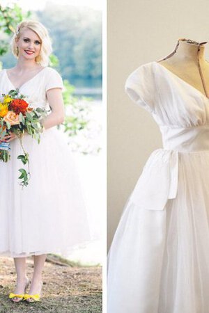 Robe de mariée intemporel ligne a textile en tulle avec manche épeules enveloppants avec zip