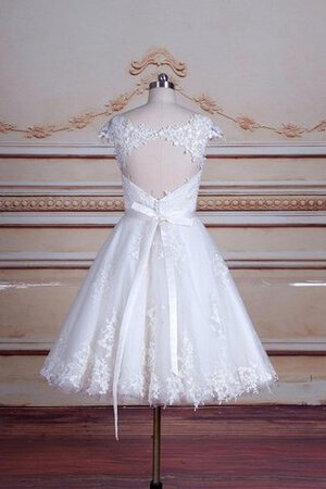 Robe de mariée bref textile en tulle jusqu'au mollet avec ruban trou de serrure