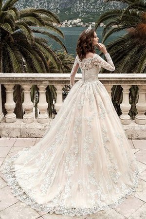 Robe de mariée mode modeste delicat de traîne moyenne avec décoration dentelle