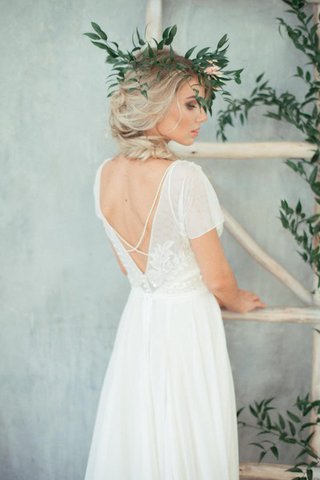 Robe de mariée longue a plage col en bateau ceinture avec manche épeules enveloppants