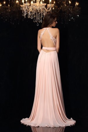 Robe de soirée longue avec chiffon a-ligne dénudé avec décoration dentelle