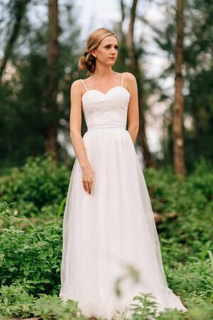 Robe de mariée naturel avec décoration dentelle a plage ligne a longueru au niveau de sol