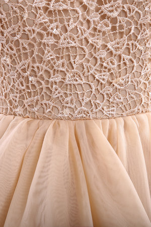 Robe de soirée romantique avec perle de col bateau lache manche nulle
