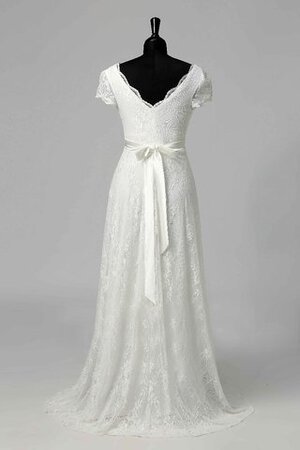 Robe de mariée avec ruban a eglise attrayant avec manche courte naturel