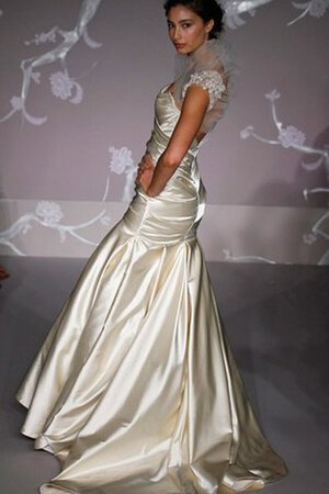 Robe de mariée classique jusqu'au sol de sirène de traîne moyenne croisade