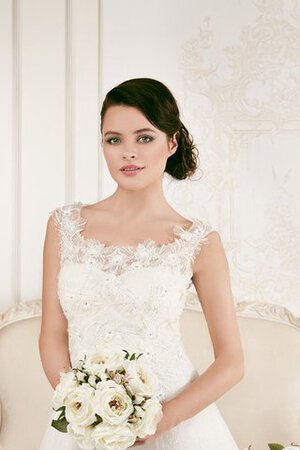 Robe de mariée naturel bref ligne a en dentelle boutonné