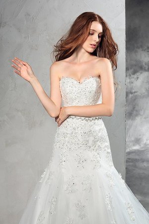 9ce2-ow13w-robe-de-mariee-longue-collant-decoration-en-fleur-en-satin-de-col-en-coeur.jpg