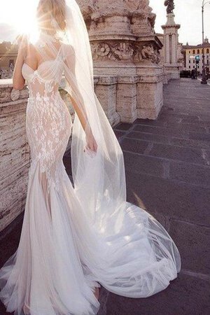 Robe de mariée sexy plissage textile en tulle avec manche courte en dentelle