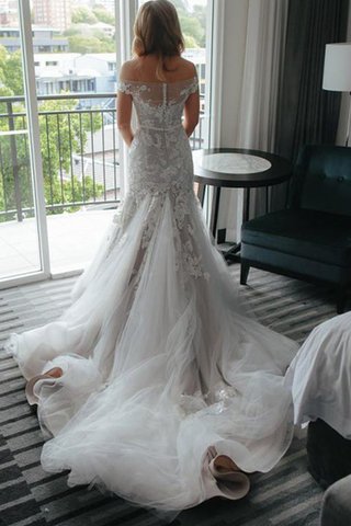 Robe de mariée plissage distinguee en dentelle textile en tulle avec manche courte