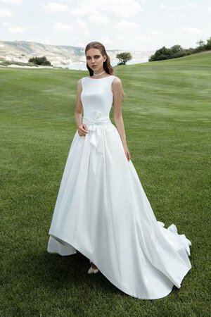 Robe de mariée nature sobre facile en plage manche nulle