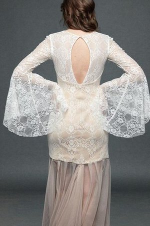 Robe de mariée facile encolure en carré en dentelle avec manche longue asymétrique