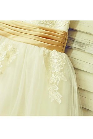 Robe cortège fille fermeutre eclair manche nulle de princesse en tulle ligne a