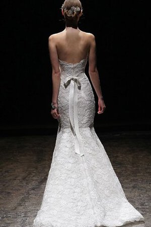 Robe de mariée naturel en dentelle avec fleurs de sirène avec sans manches