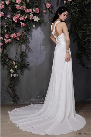 Robe de mariée longue avec chiffon avec fronce avec fleurs de fourreau