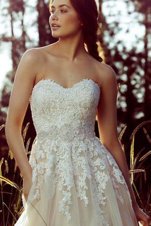 Robe de mariée naturel en dentelle textile en tulle col en forme de cœur ligne a