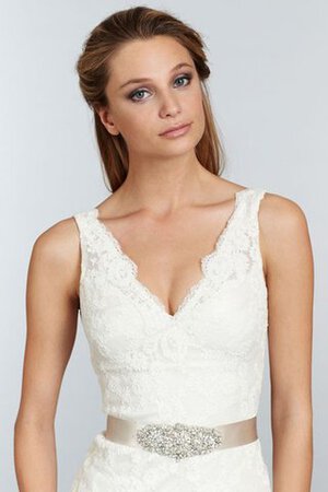 Robe de mariée v encolure col en v foncé ceinture avec cristal avec ruban