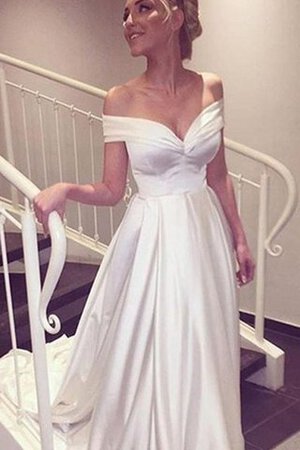 Robe de mariée distinguee romantique de traîne moyenne ligne a en satin