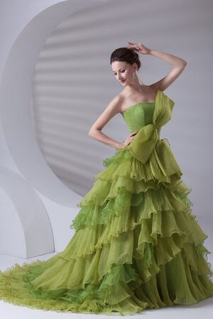 Robe de quinceanera de bustier avec nœud de mode de bal ligne a avec gradins