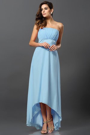 Robe demoiselle d'honneur avec chiffon de bustier haut bas manche nulle de princesse