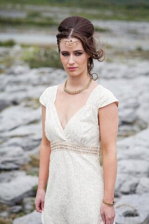 Robe de mariée en dentelle de tour de ceinture en haute jusqu'au sol ligne a avec perle