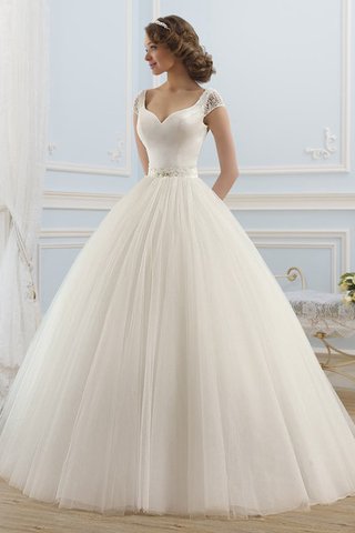 Robe de mariée distinguee avec perle avec manche courte ceinture en tulle