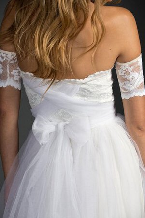 Robe de mariée mode avec manche courte longueur au ras du sol sans dos a-ligne