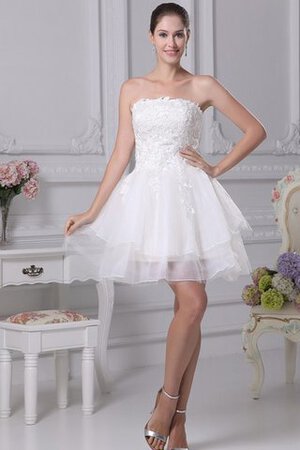 Robe douce seize bref appliques ligne a textile en tulle manche nulle