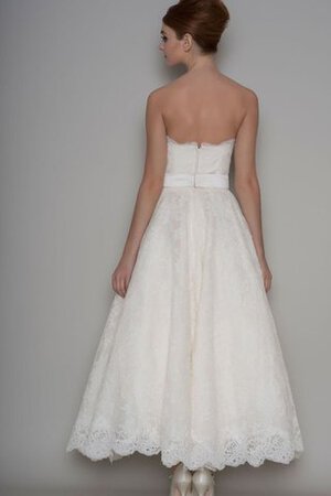 Robe de mariée intemporel avec ruban de col en cœur ceinture en étoffe arrivée au cheville