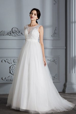 Robe de mariée v encolure en tulle manche nulle de princesse ligne a