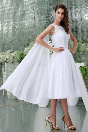 Robe de mariée nature plissé au niveau de cou avec fronce ligne a