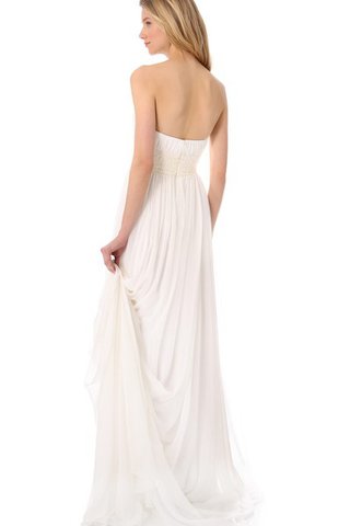 Robe de mariée longueur au ras du sol manche nulle ceinture avec ruban dos nu