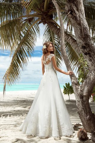 Robe de mariée delicat avec ruban au bord de la mer ceinture en dentelle